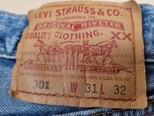 Vintage 90s Levis 501 Size 28x31 (31x32) Jeans Straight Denim Blue Womens USA - Picture 4 of 14