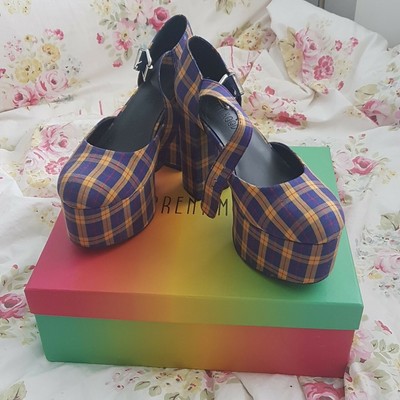 plaid platform shoes