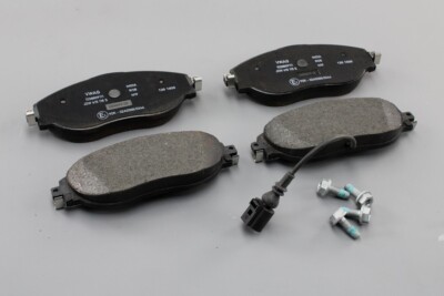 Genuine VW Golf GTI MK7 CC Passat Octavia Leon front brake pads