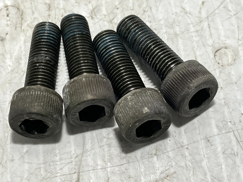 1997 Yamaha Royal Star 1300 Frame Enclosure, Brace, Top (Oem) Foto 3 de 4