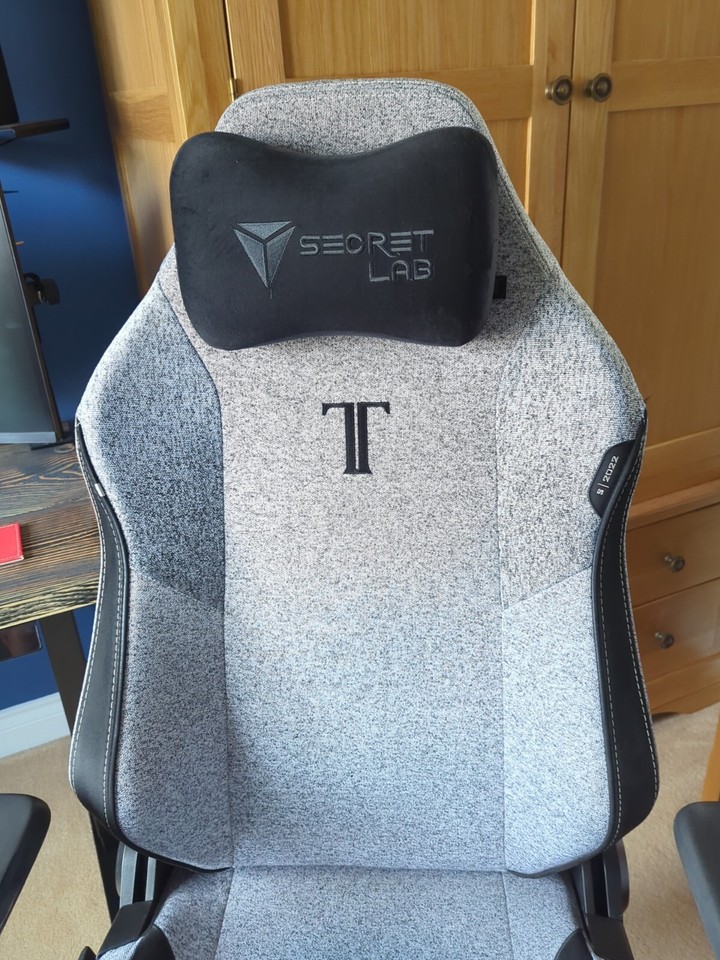 Secretlab Titan Evo 2022 Cookies & Cream Gaming Chair Small RRP £499
