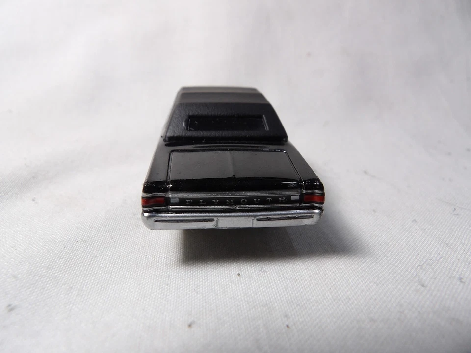 1967 PLYMOUTH GTX CONVERTIBLE   JOHNNY LIGHTNING BUFFY THE VAMPIRE SLAYER   1:64 - Image 4 of 4