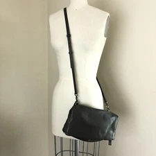 Skagen Purse Gray Leather Flap Zip Crossbody Snap