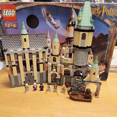Lego Harry Potter 4709 Hogwarts Castle Complete With
