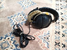 Beyerdynamic DT 770 Pro Studio Headphones 80 Ohms  READ