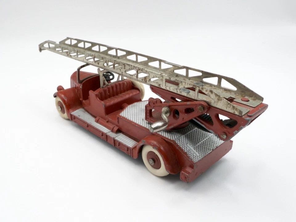 DINKY TOYS FRANCE # 32D DELAHAYE VOITURE POMPIERS ESCADA CAMINHÃO DE BOMBEIROS MUITO BOM ESTADO - Imagem 2 de 4