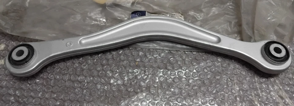 Brazo de control superior trasero original mercedes-benz clase s w220 a2203502206 Foto 3 de 4