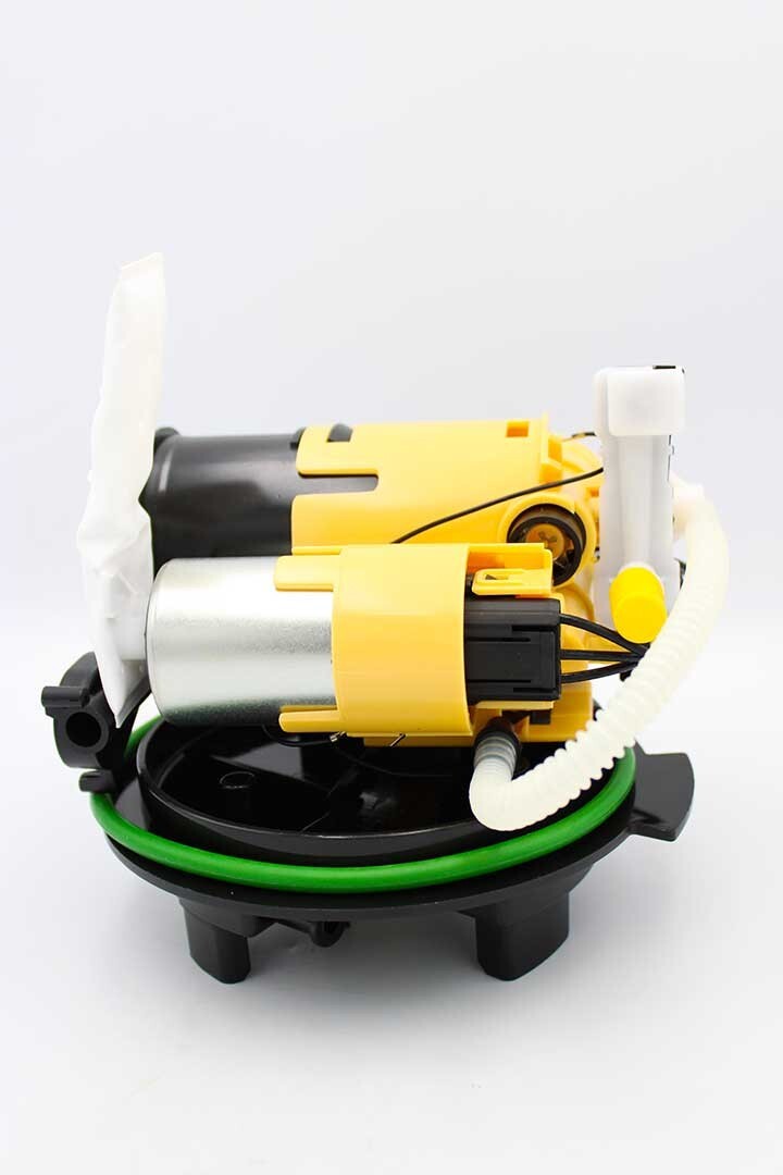 Hella BRAND NEW Fuel Pump Unit 8TF358306261 A2054701594 | eBay