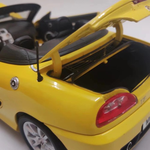 1/18 MG TF convertible car 2008 China MG Dealer Model Discontinued yellow - Picture 5 of 6