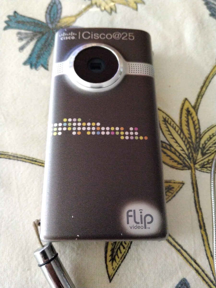 Flip Mino HD Video Camera - Brushed Metal 8 GB 2 Hours (2nd