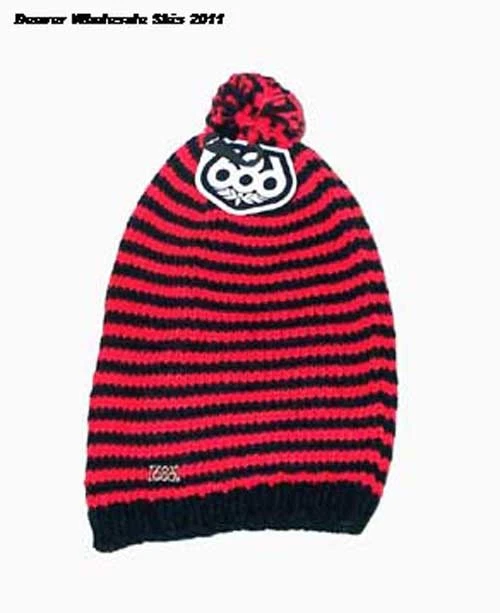 686 Benton Black & Red Women's Beanie One Size Fits All NEW !! - Image 2 of 2