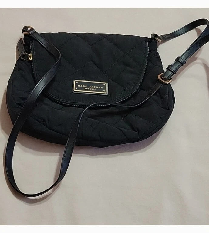 MARC JACOBS NATASHA BLACK QUILTED NYLON GOLD HARDWARE WOMEN S CROSSBODY HANDBAG