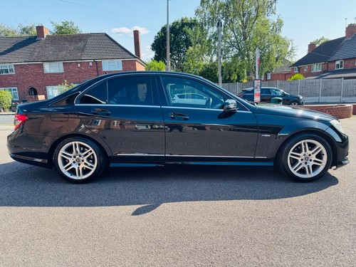 2010 Mercedes-Benz C Class C200 CDI BlueEFFICIENCY Sport 4dr DIESEL SALOON - Picture 8 of 24