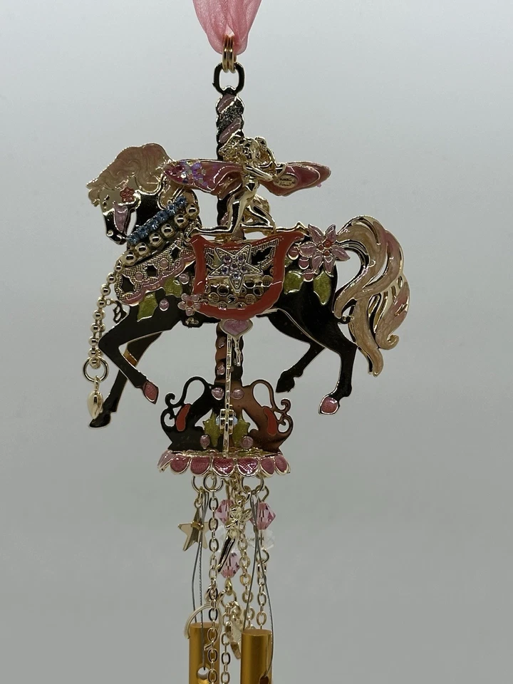 Carillón de viento Kirks Folly 'Fairy Go Round' tono dorado para caballo - 11′′ x 3′′ Foto 4 de 4