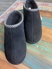BearPaw Tabitha Black Suede Slippers 9M New Women's