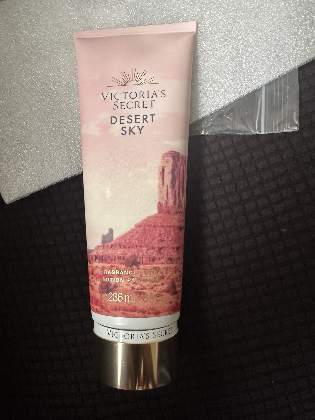 Victoria's Secret Desert Sky Fragrance Body Lotion 8 fl oz 236ml Hydrating Moisturizer