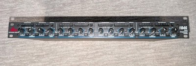 dbx 1046 Quad Compressor/Limiter 4-Channel Analog Rack Mountable XLR/1/4'' Ports