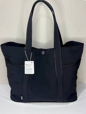 Lululemon Daily Tote Bag 20L Black Multi - Pocket Gym Work Travel Handbag NWT