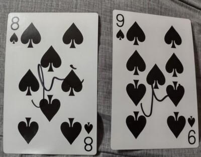 MATT DAMON SIGNED ROUNDERS WINNING HAND 8 & 9 OF SPADES OVERSIZED