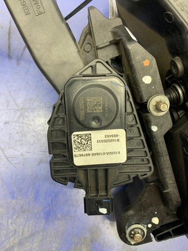2018 - 2021 FORD EXPEDITION OEM ADJUSTABLE THROTTLE GAS PEDAL ACCELERATOR - Picture 7 of 10