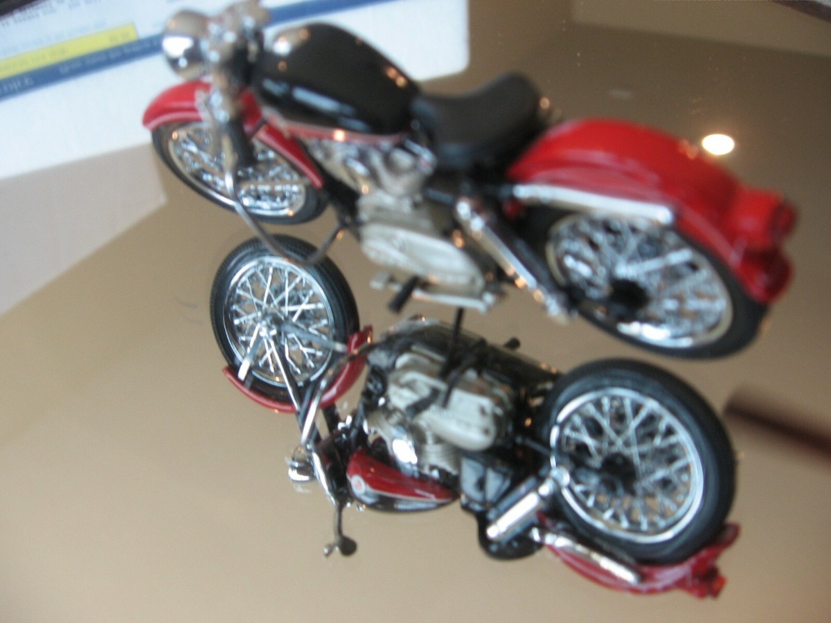 MIB FRANKLIN MINT 1957 HARLEY DAVIDSON SPORTSTER B11WC25 W/BOX AND