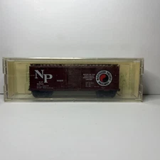 N Scale Kadee 22177 Northern Pacific 40' Combine Door Boxcar 8299 C32478