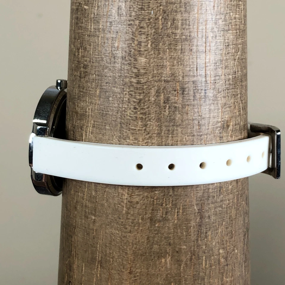 D & G Dolce & Gabbana Women White Dial Silicon 34mm Quartz Analog Watch 6 3/4" - image 3 of 4