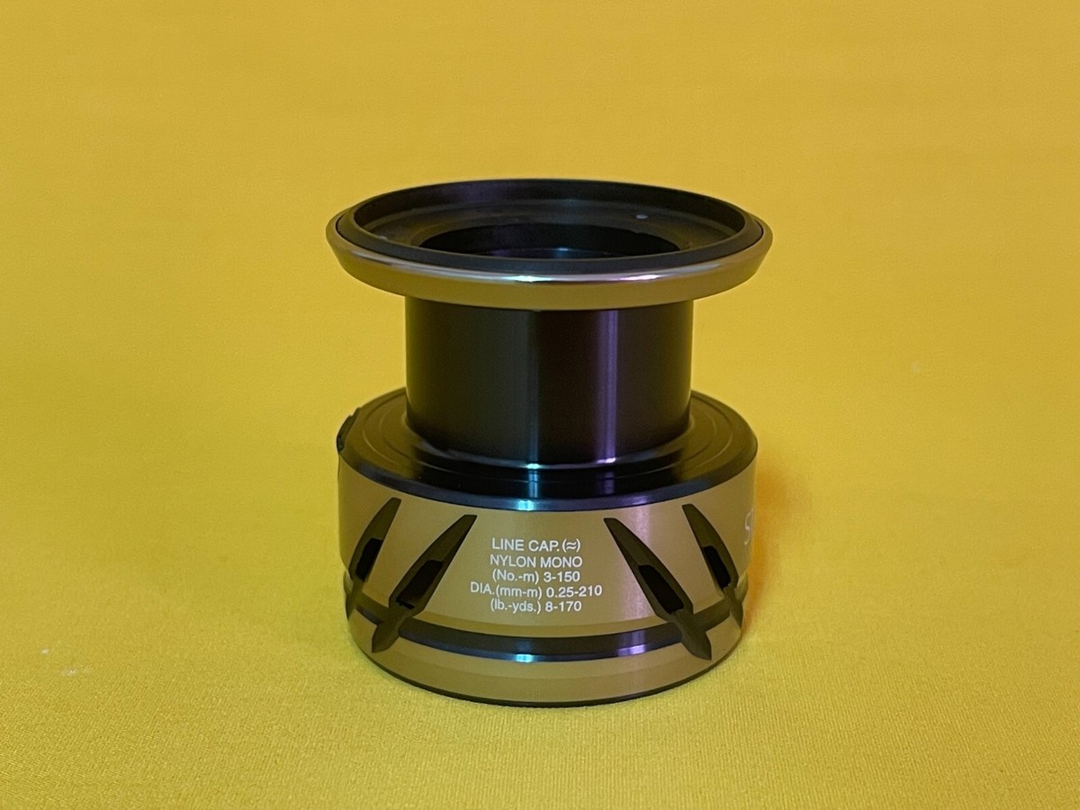 NEW SHIMANO 23 STRADIC C3000 XG FM GENUINE SPARE SPOOL fits