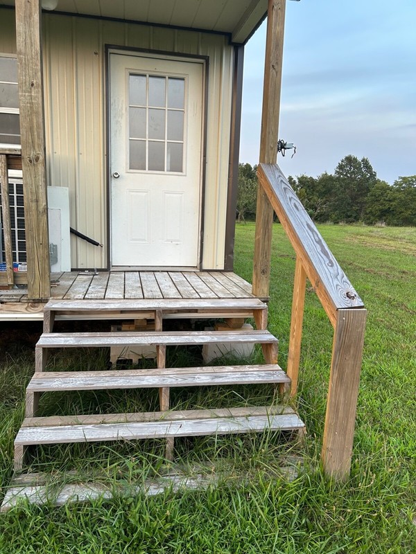 Unfinished Tiny house for sale 12 x 32 ft with 4' porch Derksen home $27,500 - Image 4