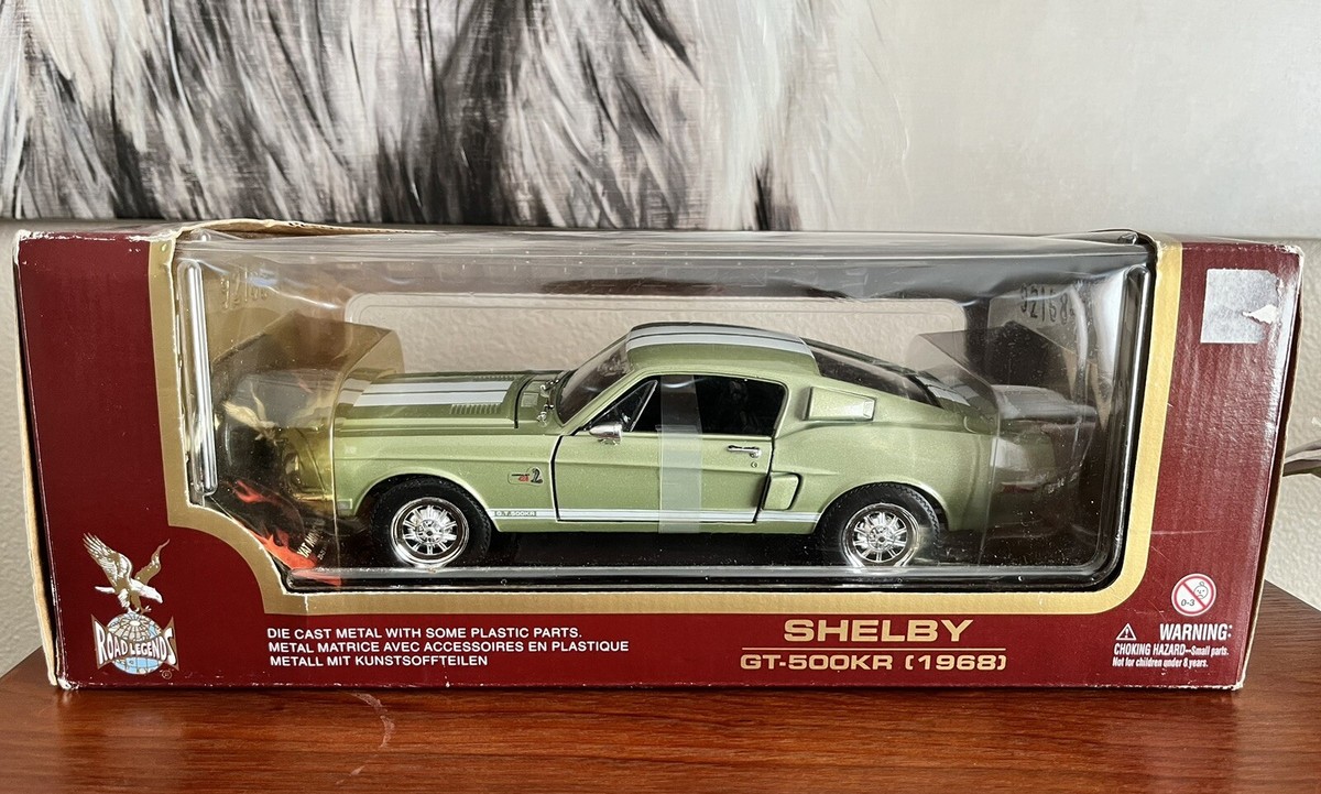 自動車 1:18 SHELBY GT-500KR 1968 1968 Shelby GT 500KR Silver 1/18 Diecast Model Car by Road