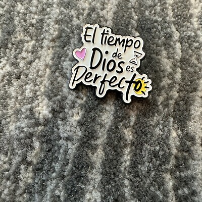 Spanish Enamel Pin El Tiempo De Dios Es Perfecto Brooch Gods Timing Is Perfect