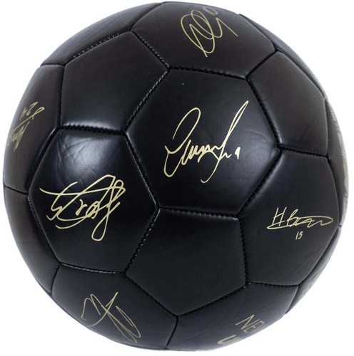 Newcastle United Phantom Signature Football Black - Picture 2 of 3