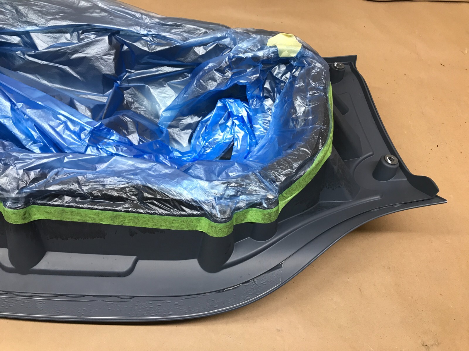 New Genuine 2020 2021 2022 2023 Aston Martin DBX Trunk Lid Tailgate Luggage OEM