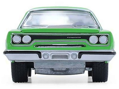 1970 PLYMOUTH ROAD RUNNER GREEN 1/64 DIECAST MODEL CAR BY