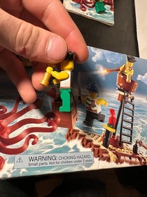 LEGO Pirates: Kraken Attackin' (6240)