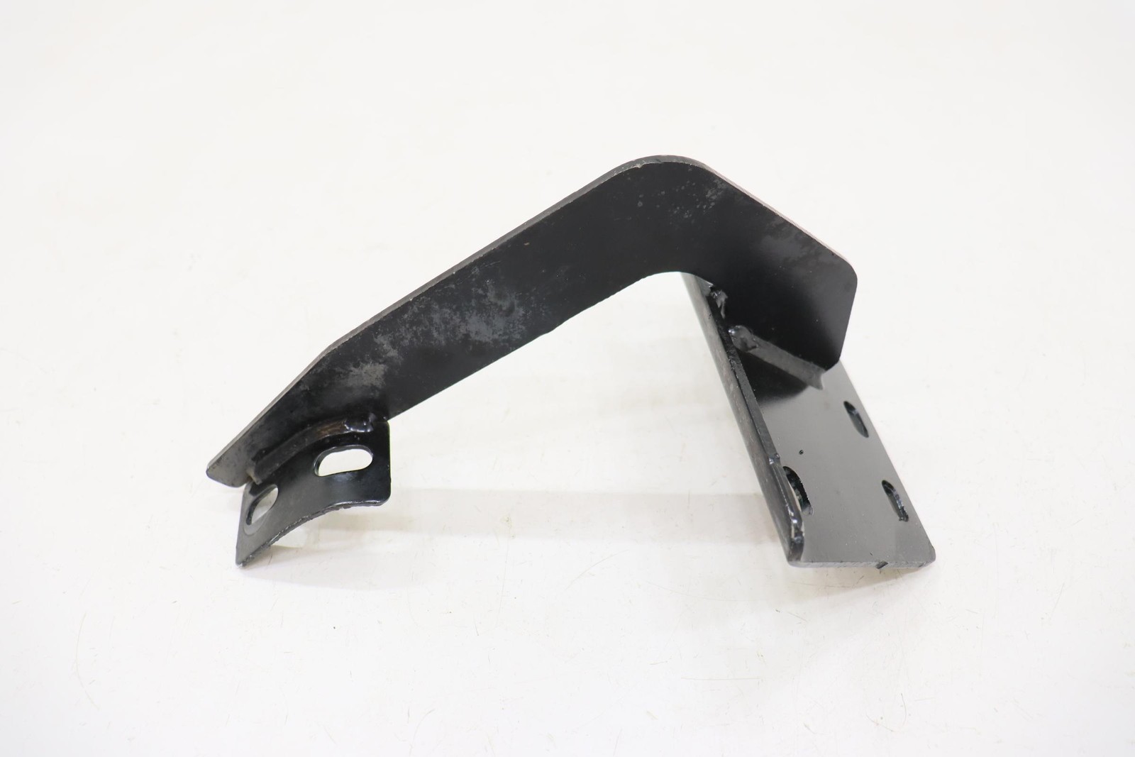 2019 - 2022 RAM 1500 RIGHT SIDE RUNNING STEP BOARD MOUNT BRACKET SUPPORT OEM