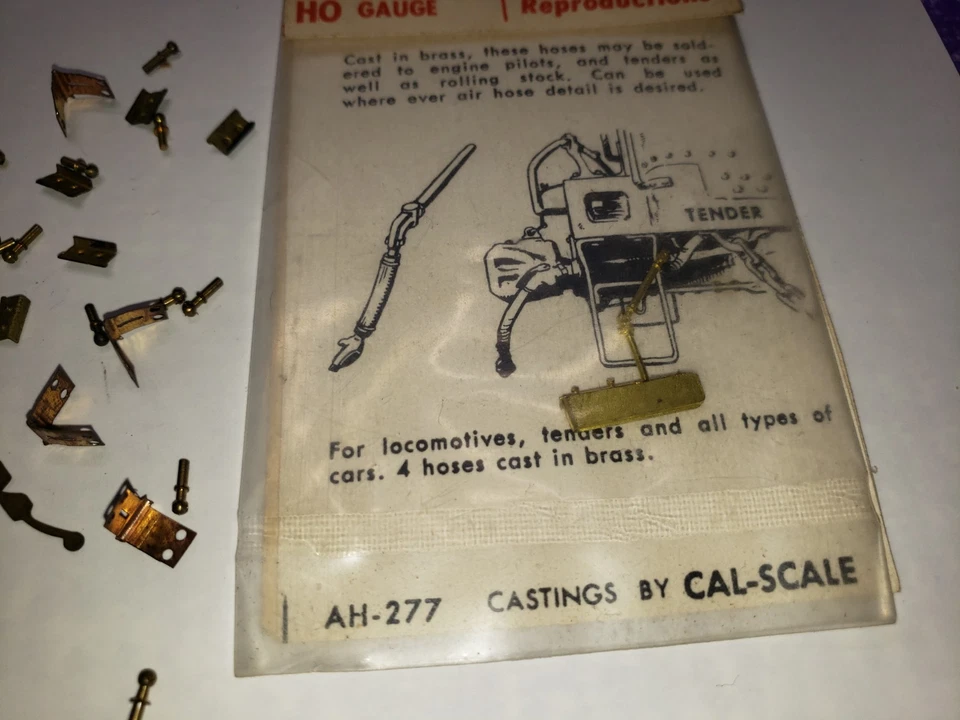 Pacific HO Brass Handrail Posts P-25 And ASSORTED Other Parts Lot  - Image 2 of 4