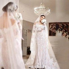 Vintage Full Lace Wedding Dress Long Sleeves Train A-Line Appliques Bridal Gown