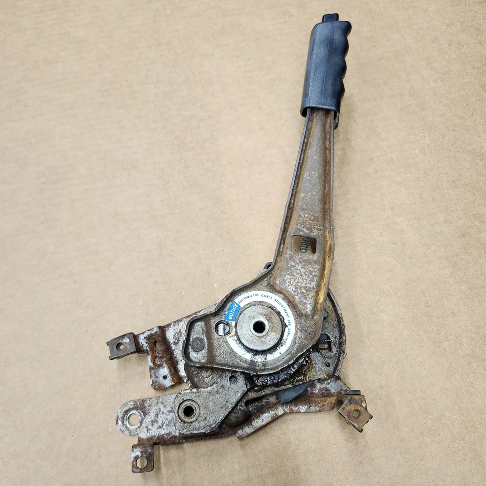 Conjunto de palanca de manija de freno de estacionamiento de emergencia Corvette 88-96 C4 USADO BUEN OEM Foto 2 de 4