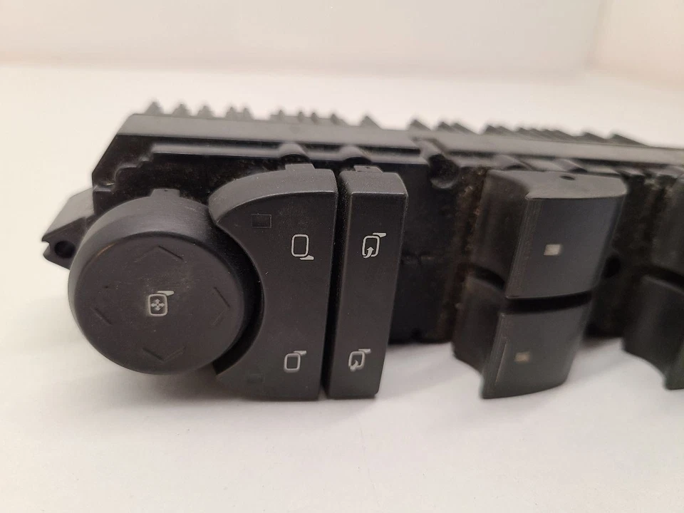 2007 CHEVROLET AVALANCHE 1500 Front Door Switch  - Image 4 of 4