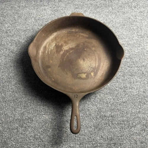 Vintage Wagner (Unmarked) #12 Cast Iron 14" (A) Skillet Made in USA For Restorin