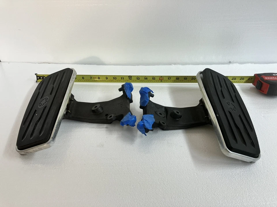 Yamaha Royal Star Deluxe 2006 pedales delanteros Foto 3 de 4