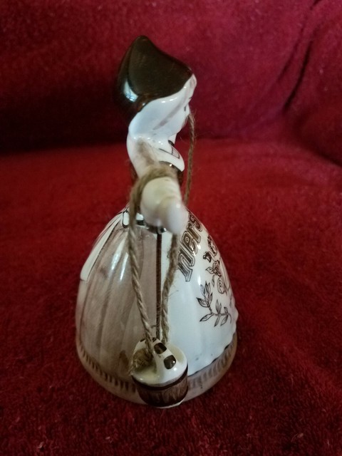 VINTAGE 1982 HERSHEY S HAND PAINTED PORCELAIN 5 BELL OF A WOMAN 