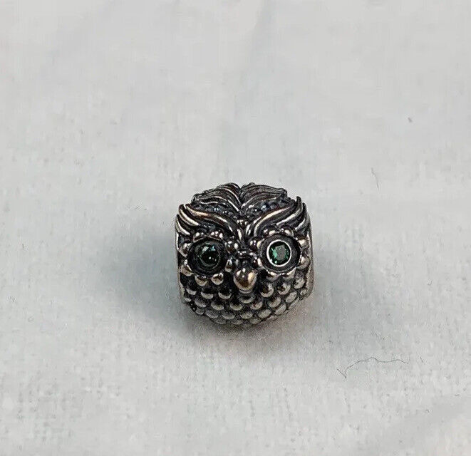 Wise Owls Mom and Baby Charm Antiqued Sterling Silver Wise Owls Mom and Baby Charm Antiqued Sterling Silver