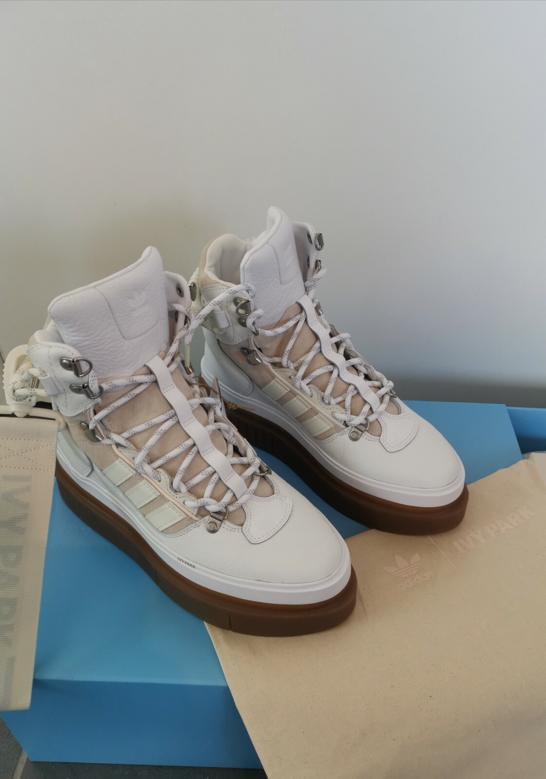 Seller photo, eBay