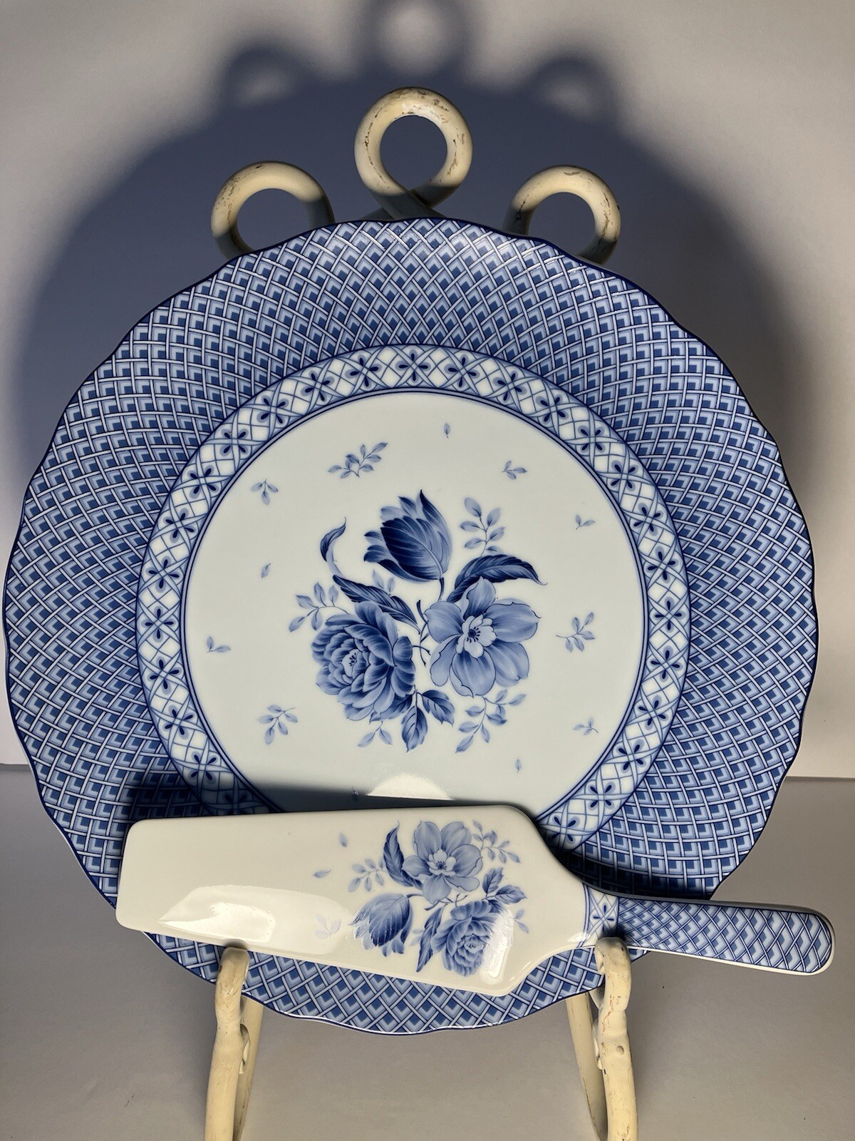 Sadek Andrea Blue Rose Porcelain Cake Plate Serving Set