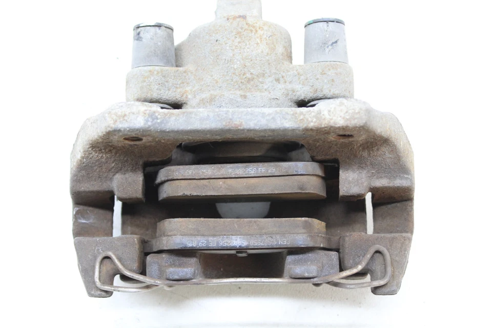 Volvo S60 2008 pinza de freno trasera derecha OEM Foto 2 de 4