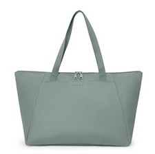 TUMI Voyageur Just In Case Medium Tote Verde ...