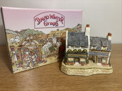 David Winter Fogarty s Irish Collection 1991 with Box Hand Painted