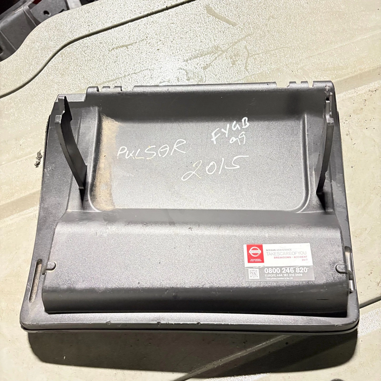 Nissan Pulsar glove box rear mounting area
